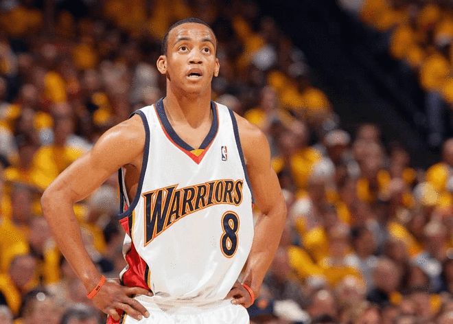 日照游泳中 日照游泳中