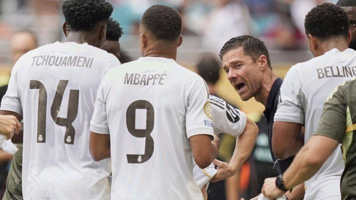 高利拉德的 高利拉德的